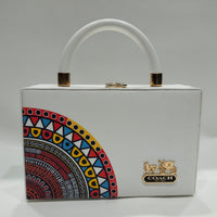 Luxury Women’s Designer Handbag with Premium Finish and Elegant Pattern
