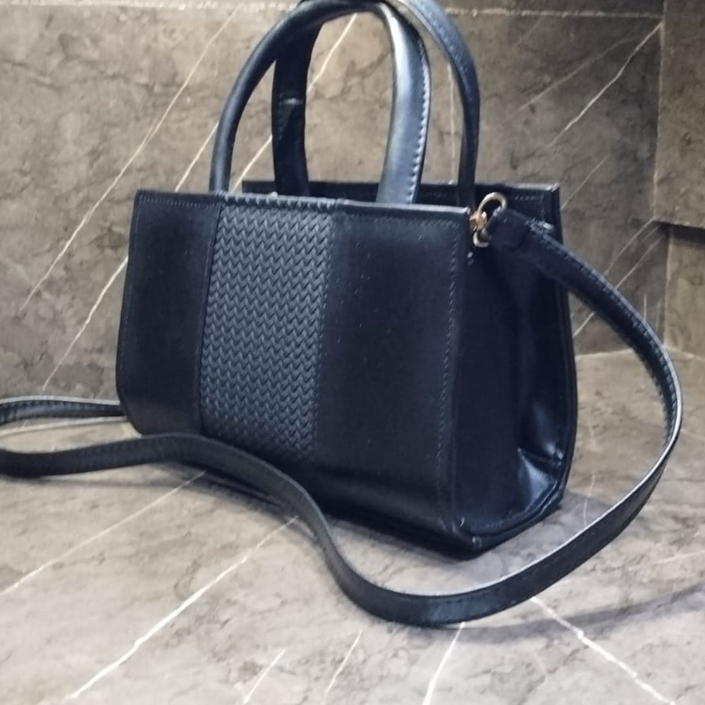 Chic Women’s Textured Handbag with Top Handle and Crossbody Strap