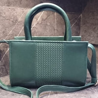 Chic Women’s Textured Handbag with Top Handle and Crossbody Strap